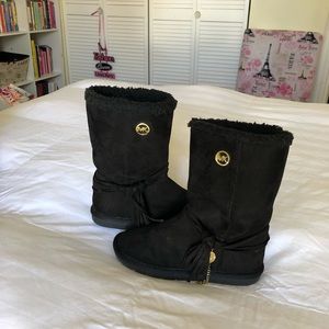 Girls boots